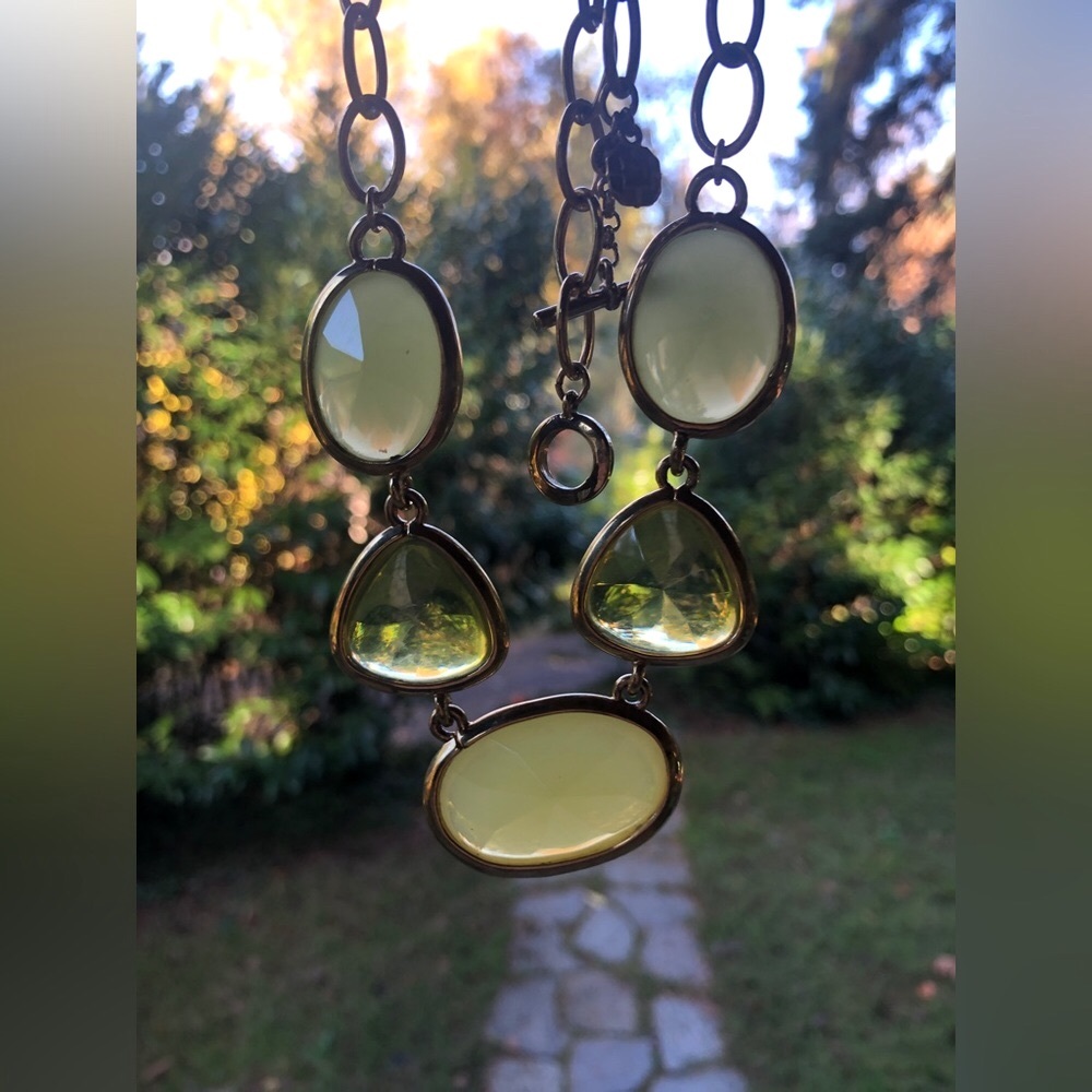 necklace Monet vintage Gold tone chain with large green stones - Picture 2 of 9